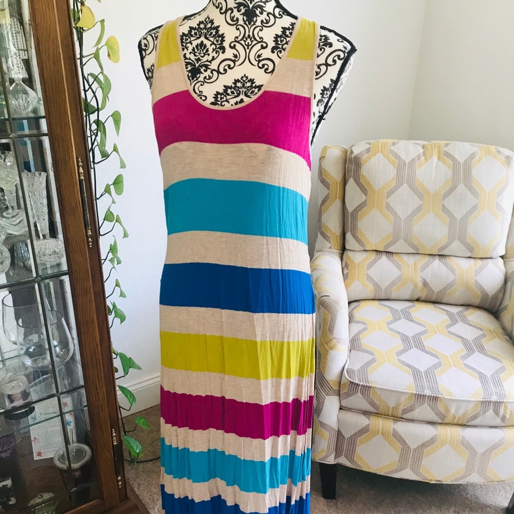 Striped Scoop Neck Racerback Maxi Dress